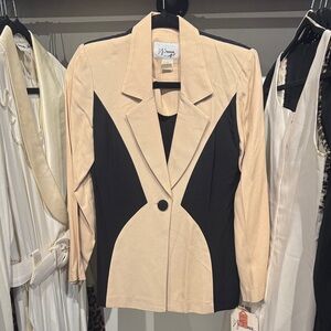 Deadstock 90’s Vintage Black and Cream Colorblock Blazer
